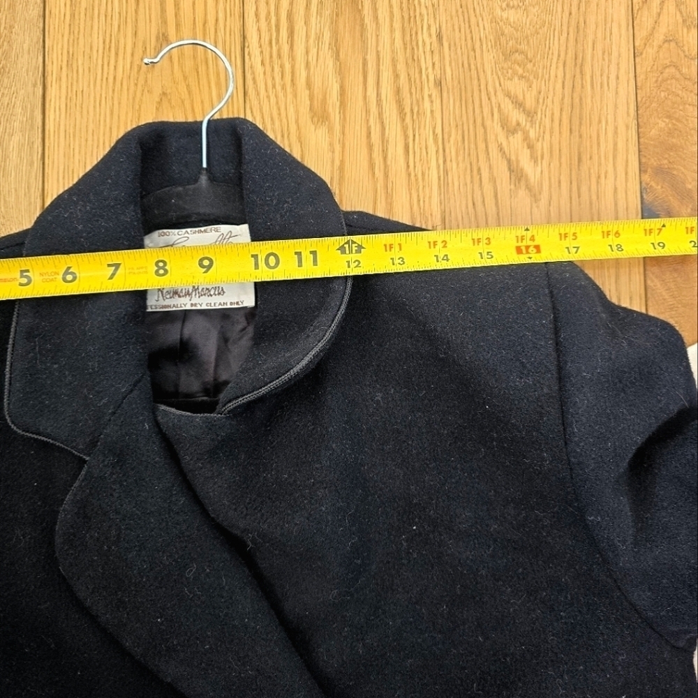 Vintage Neiman Marcus Black 100% Cashmere Long Coat size Medium Large - Picture 4 of 16